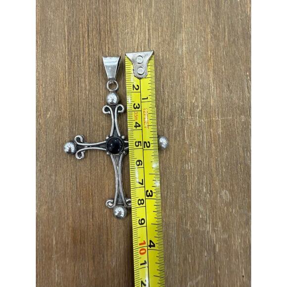 Large Vintage‎ Mexico Sterling Silver Black Onyx Cross Pendant - Picture 4 of 5